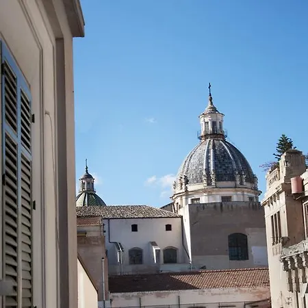 *1*7*4* Via Roma Bed & Breakfast 3*